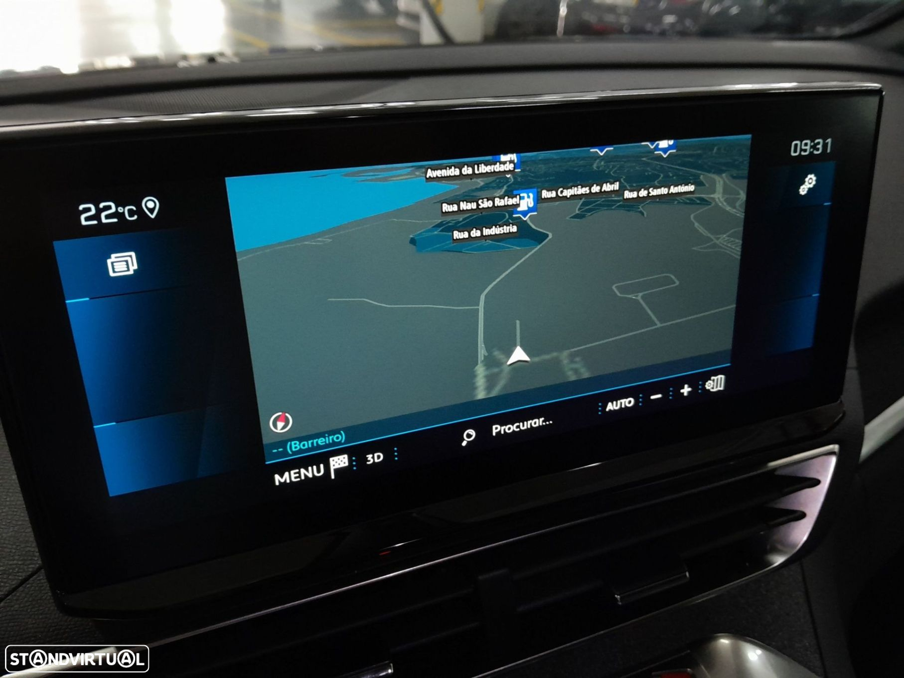 Peugeot 5008 1.2 PureTech Allure EAT8 - 19