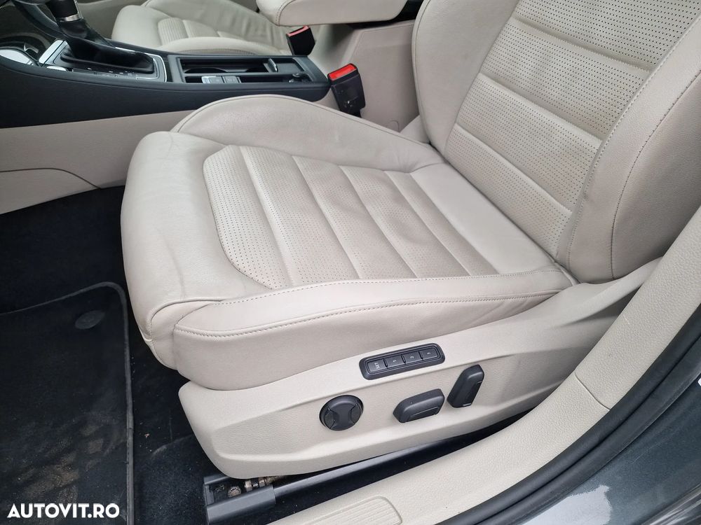 Volkswagen Golf 2.0 TDI SCR DSG Highline - 9