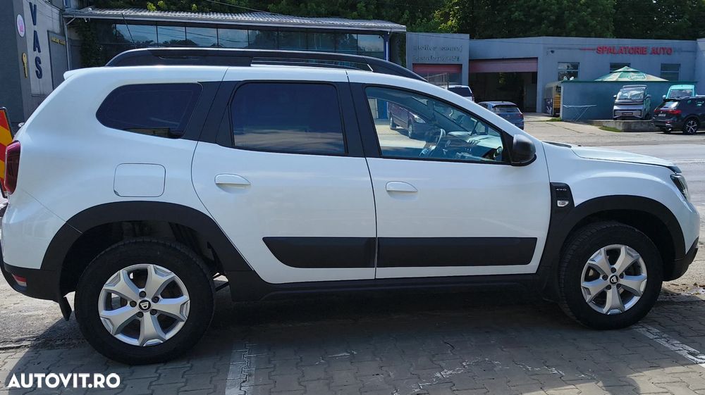 Dacia Duster 1.2 TCe 4WD Prestige jante 17" - 11