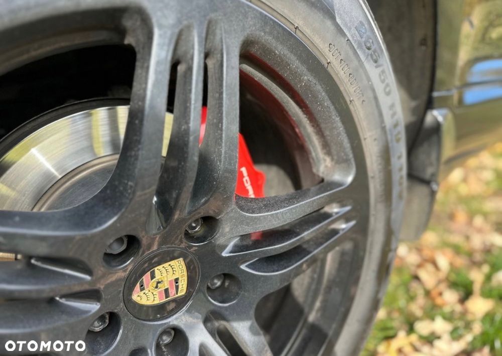 Porsche Cayenne - 16