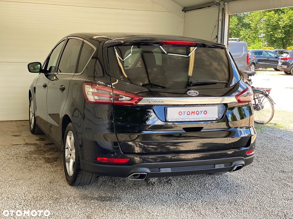 Ford S-Max 2.0 TDCi Titanium - 4