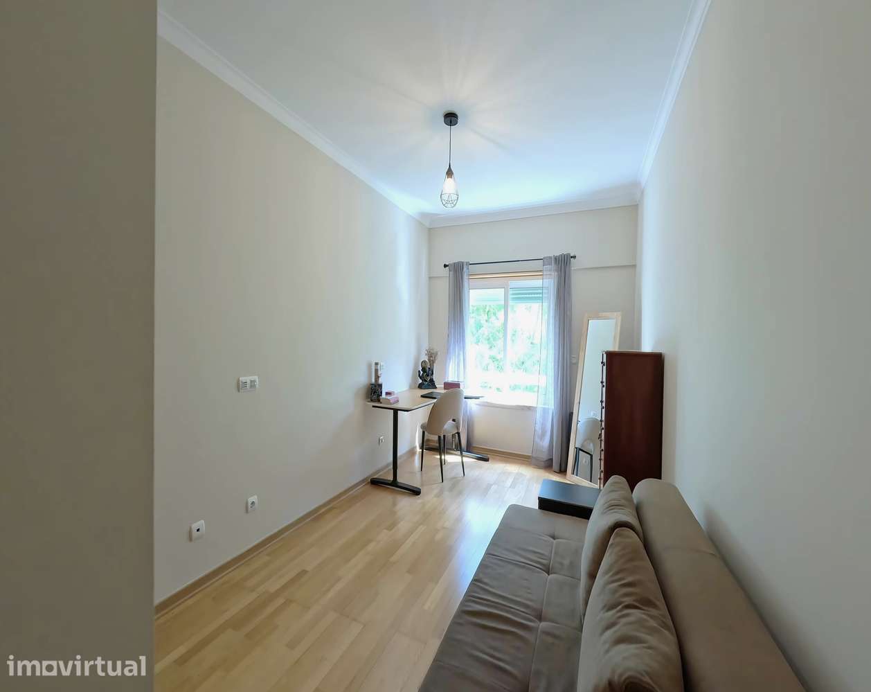 Apartamento T2 com varanda Sacavém e Prior Velho - Grande imagem: 2/18