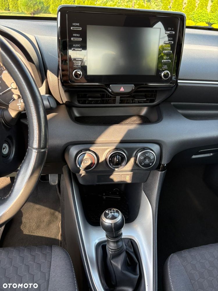Toyota Yaris 1.5 Comfort - 13