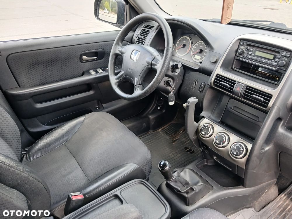 Honda CR-V 2.0i LS - 9