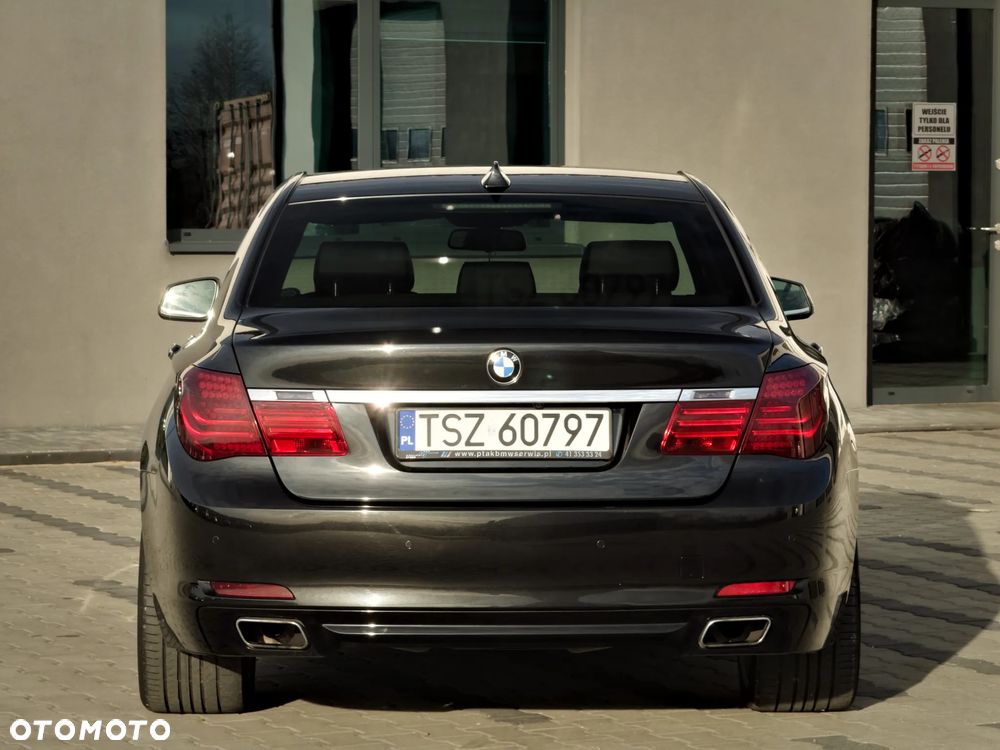 BMW Seria 7 740d - 5