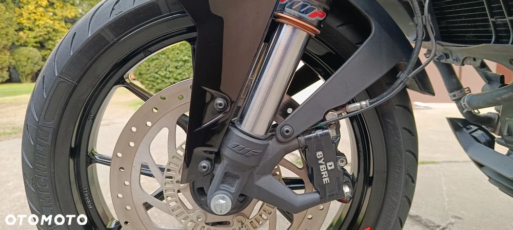 KTM Duke - 25