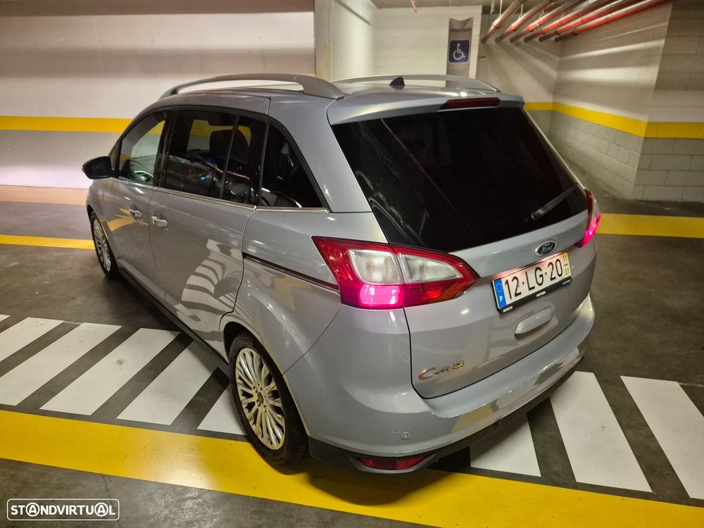 Ford Grand C-Max 1.6 TDCi Titanium - 24
