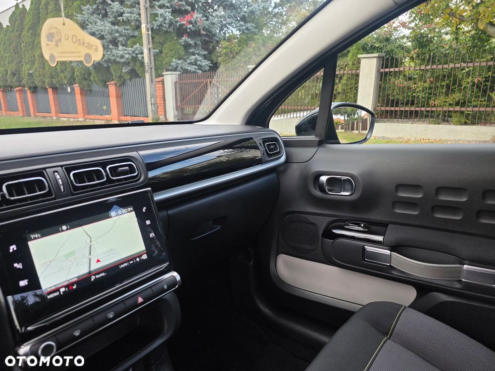 Citroën C3 1.2 PureTech Shine EAT6 - 27