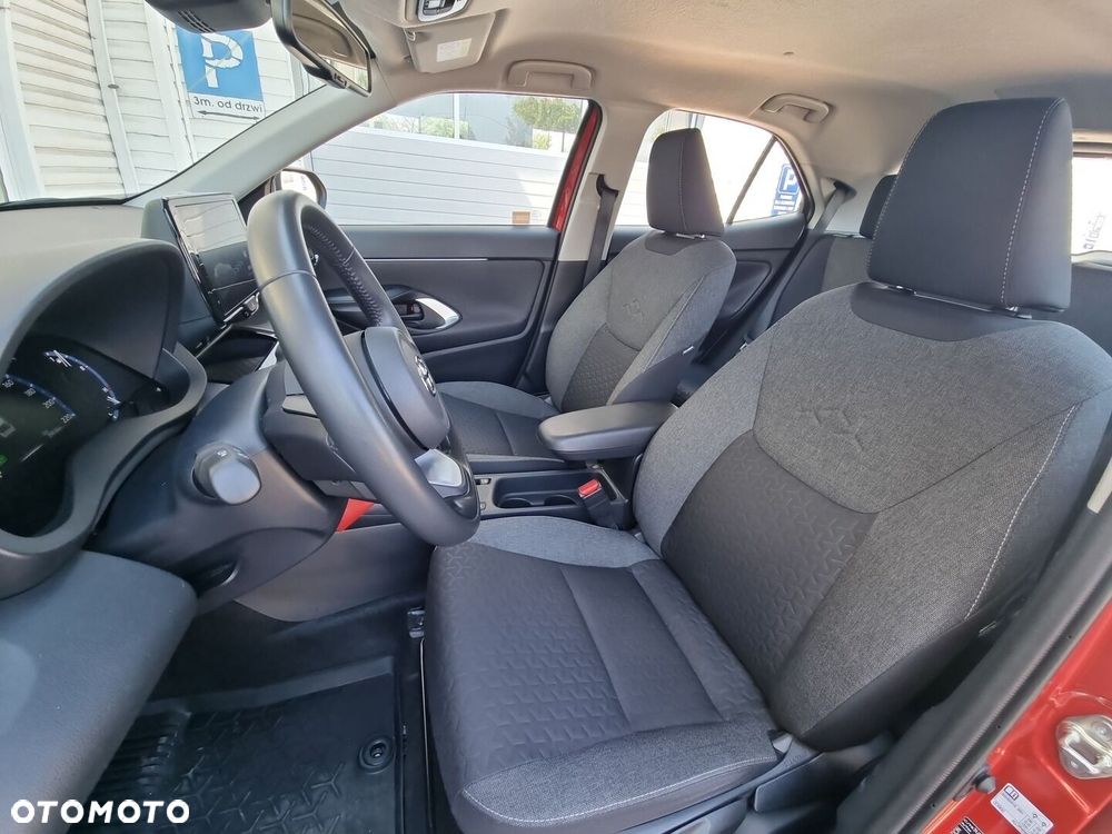 Toyota Yaris Cross Hybrid 1.5 Comfort - 16