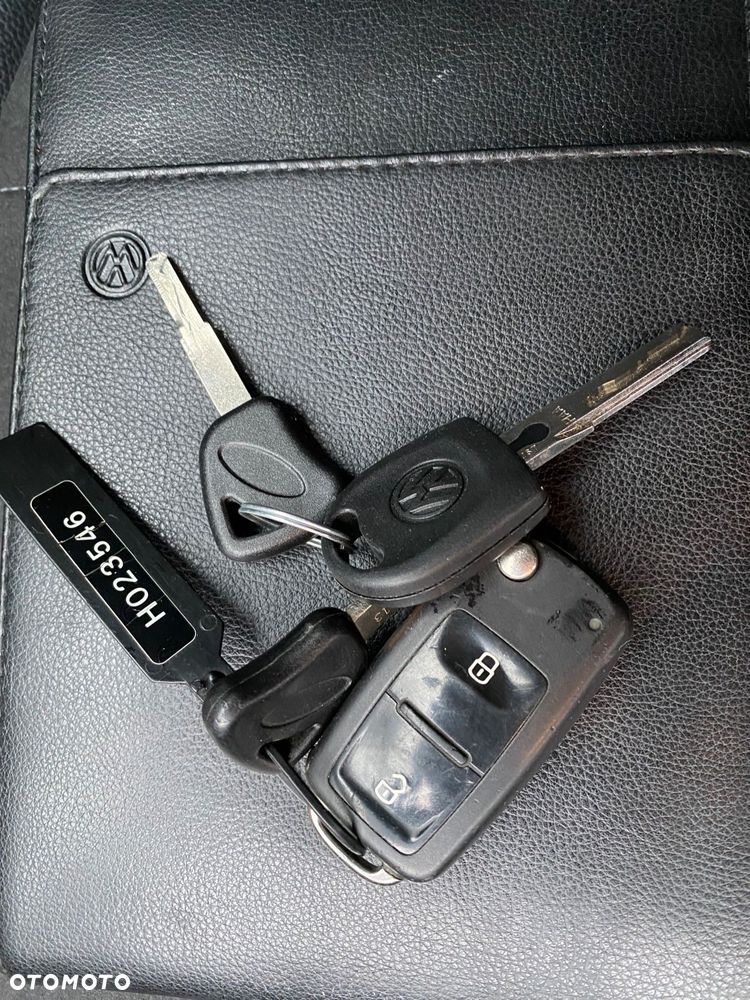 Volkswagen Amarok - 15