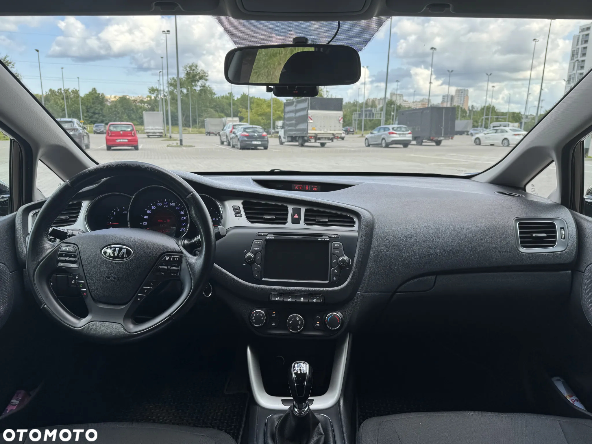 Kia Ceed - 13
