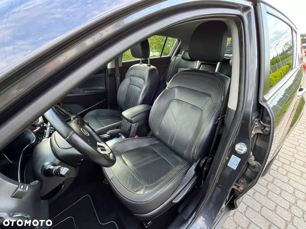 Kia Sportage - 16