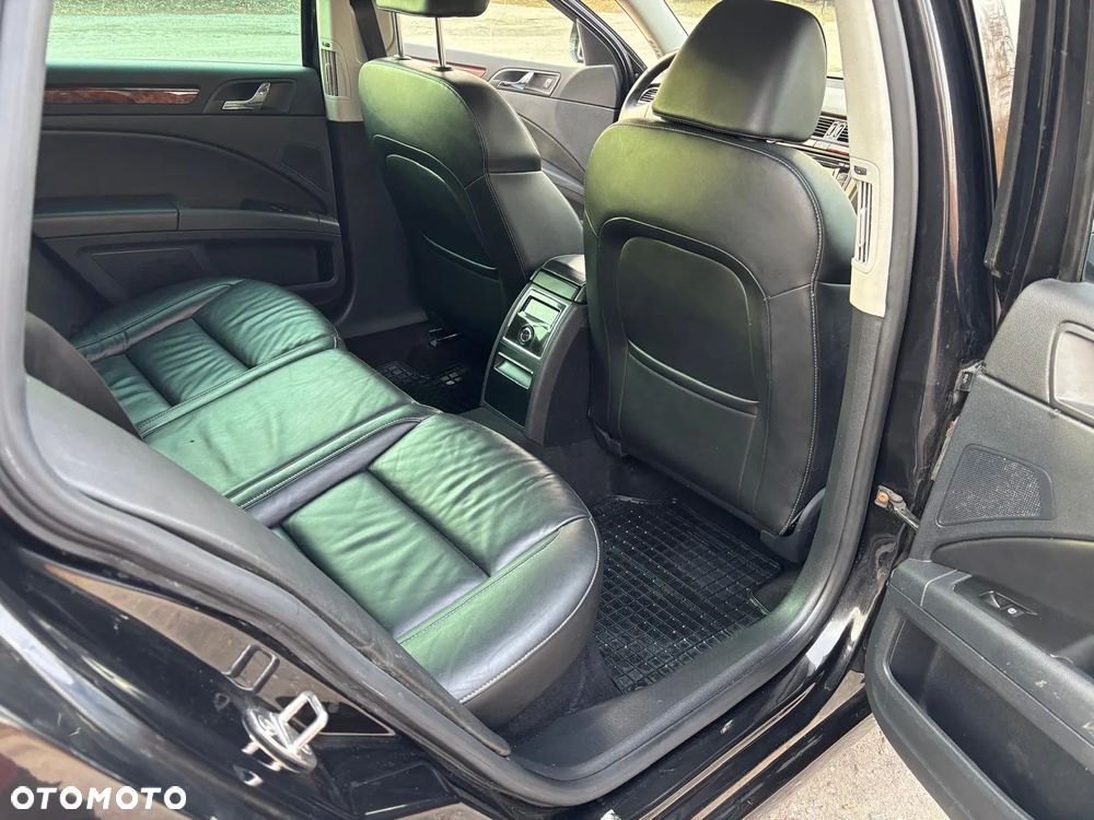 Skoda Superb 2.0 TDI Platinum - 24