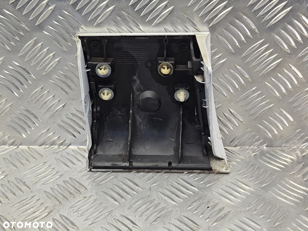 AUDI Q7 4L LIFT 09-15R LISTWA DOLNA S-LINE LISTWY DRZWI PRZOD TYL PRAWA LEWA BIALE LY9C 4L0853959 4L0853960 4L0853969 4L0853970 KOMPLET - 18