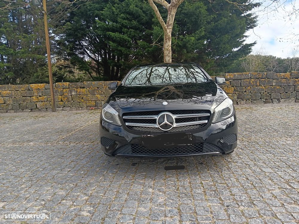 Mercedes-Benz A 180 CDI (BlueEFFICIENCY) Urban - 3