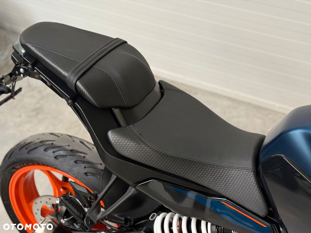 KTM Duke - 17