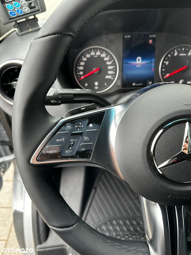 Mercedes-Benz Sprinter - 18