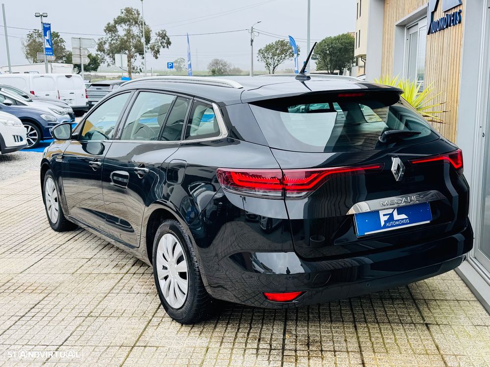 Renault Mégane Sport Tourer 1.6 E-Tech Plug-In Zen - 3