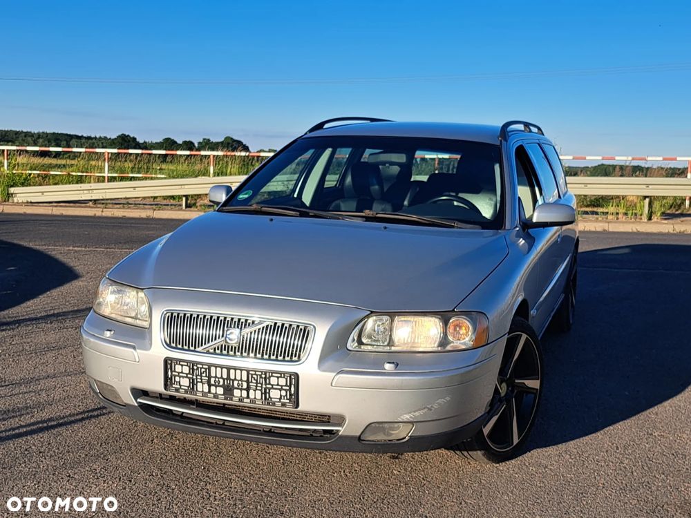 Volvo V70 2.4 - 12