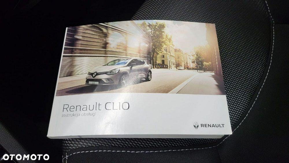 Renault Clio - 26