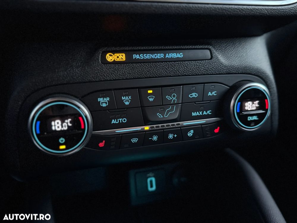 Ford Focus 1.5 EcoBlue Titanium - 13