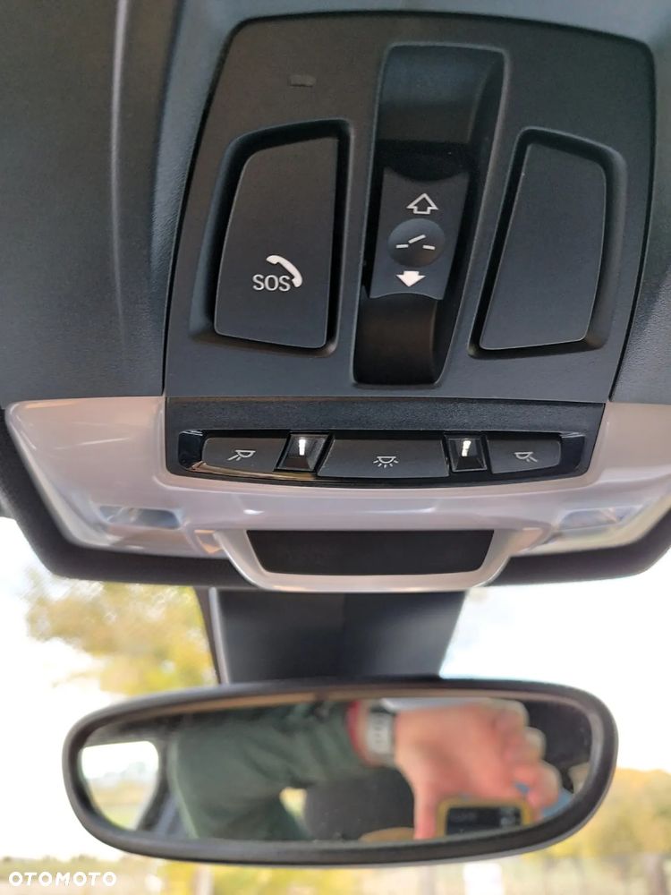 BMW X2 sDrive18d Advantage - 24