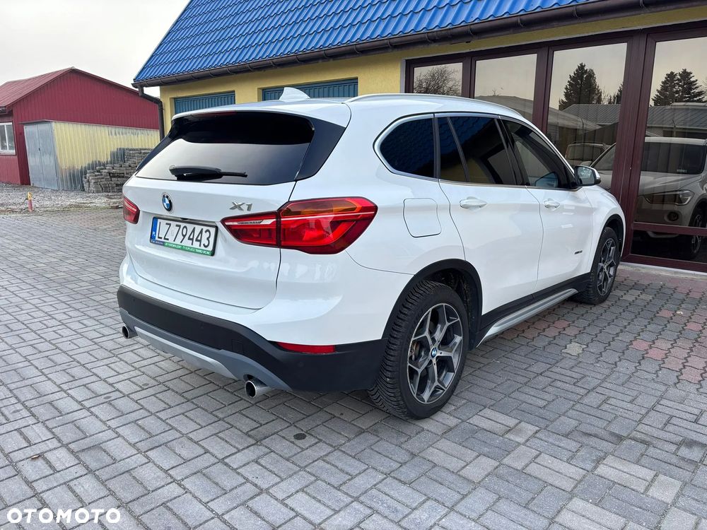 BMW X1 xDrive25i xLine - 12