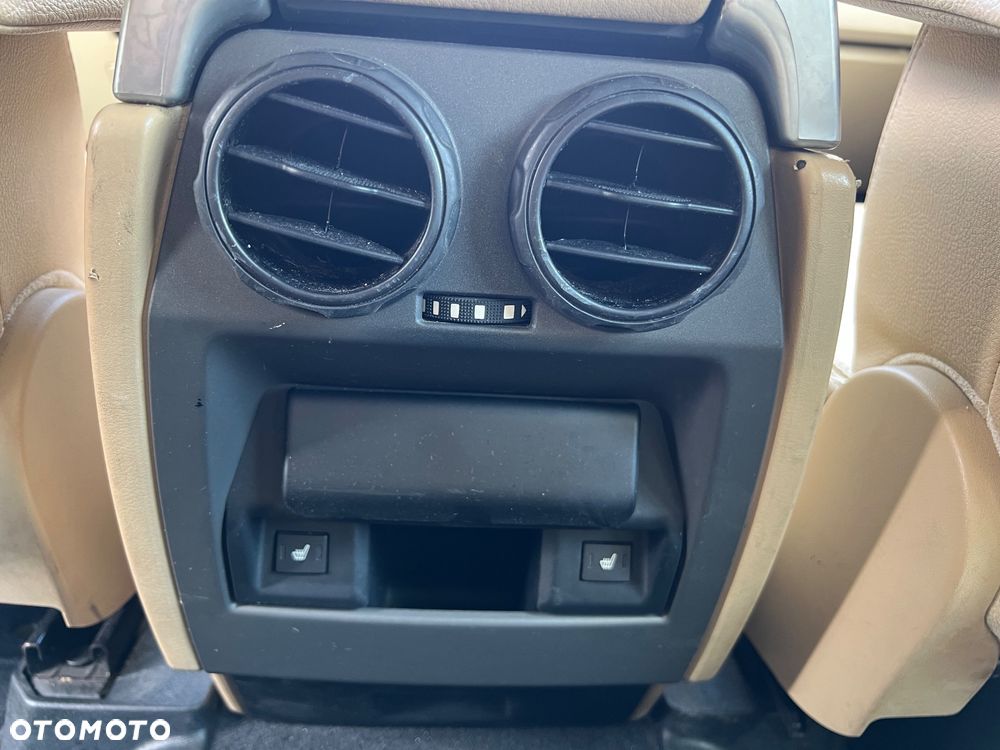 Land Rover Discovery TD V6 HSE - 18