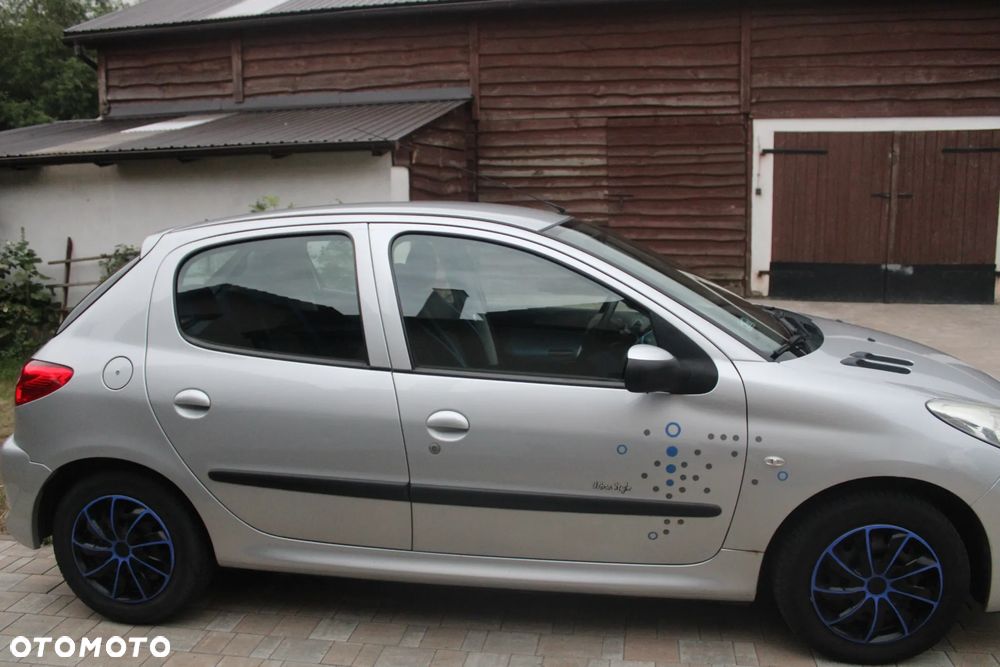 Peugeot 206 plus - 4