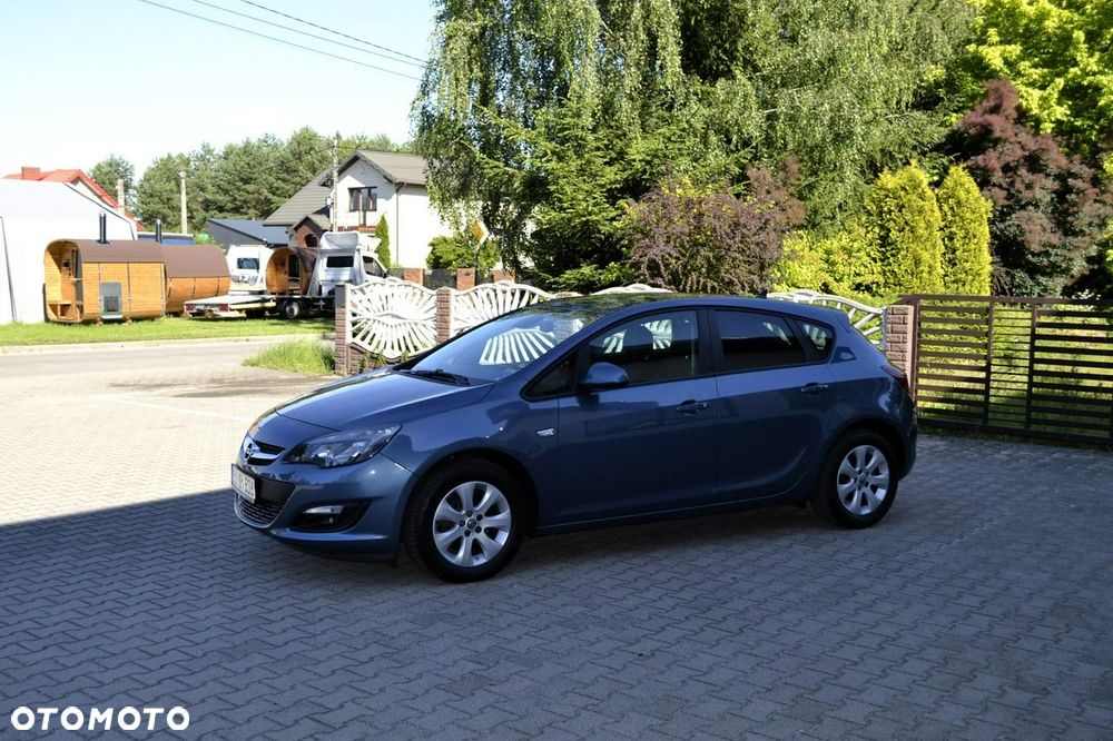 Opel Astra 1.4 Turbo Exklusiv - 5