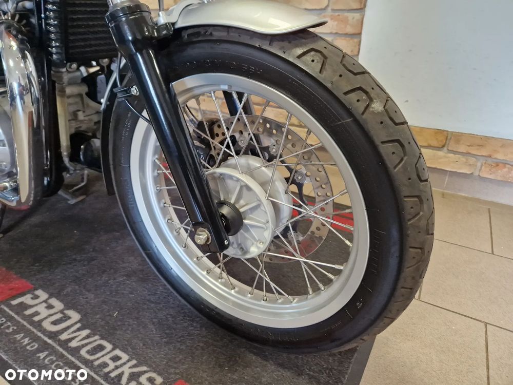 Royal Enfield Continental - 26