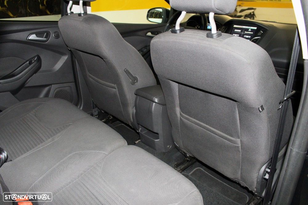 Ford Focus SW 1.5 TDCi Titanium - 35