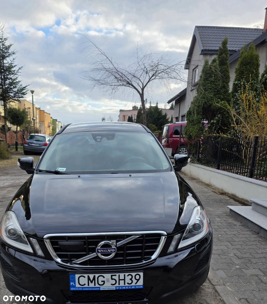 Volvo XC 60 2.4D AWD Momentum - 2