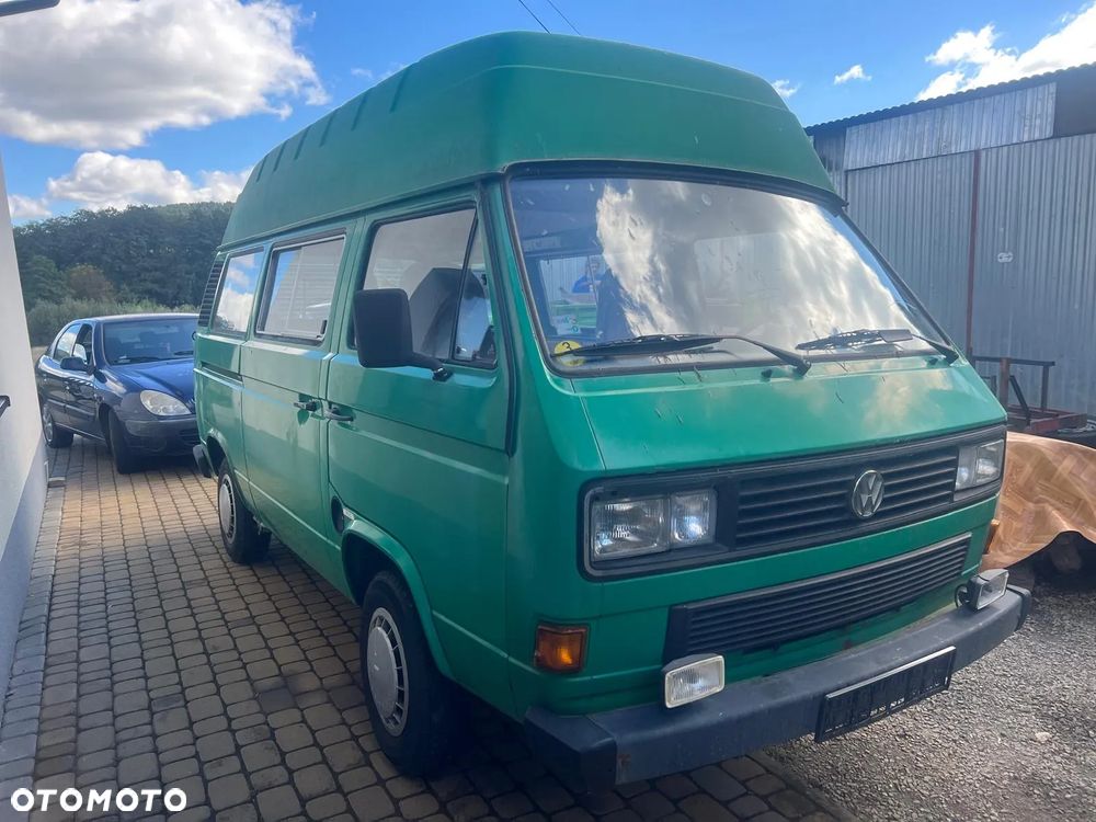 Volkswagen Transporter - 1