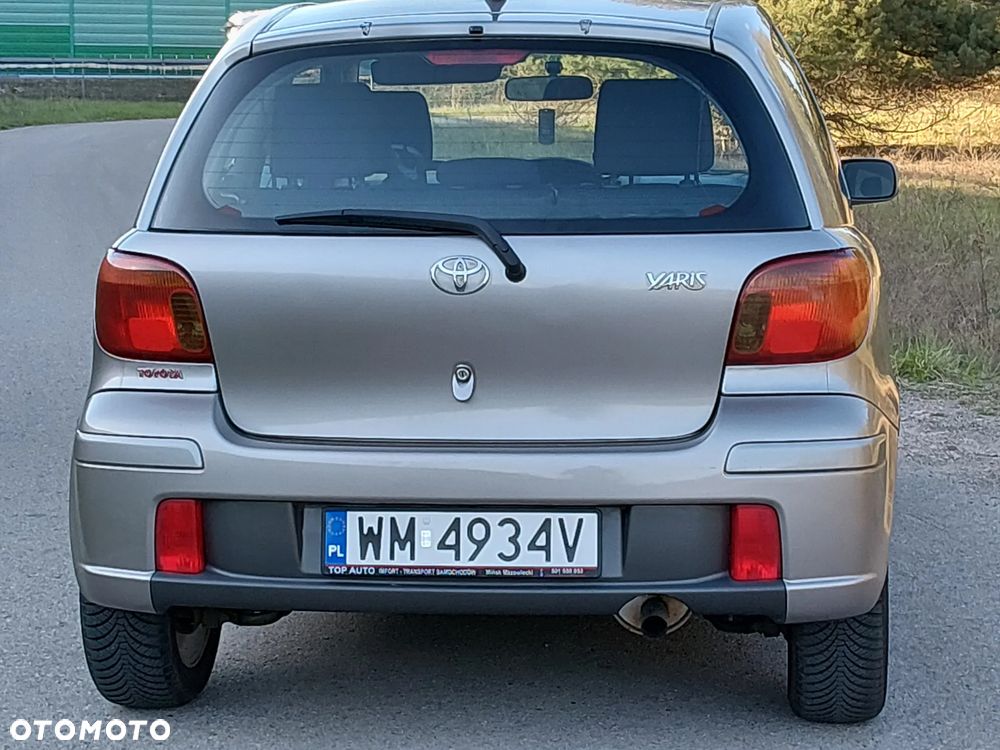 Toyota Yaris - 9