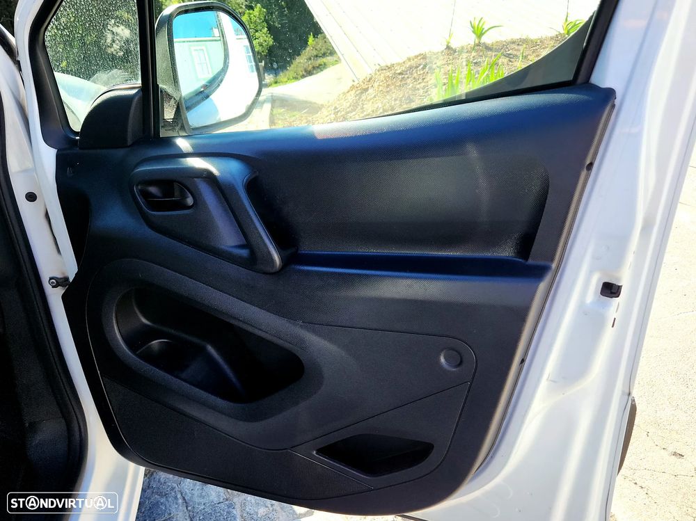 Citroën Berlingo 1.6 HDI 3 lug A/C - 12