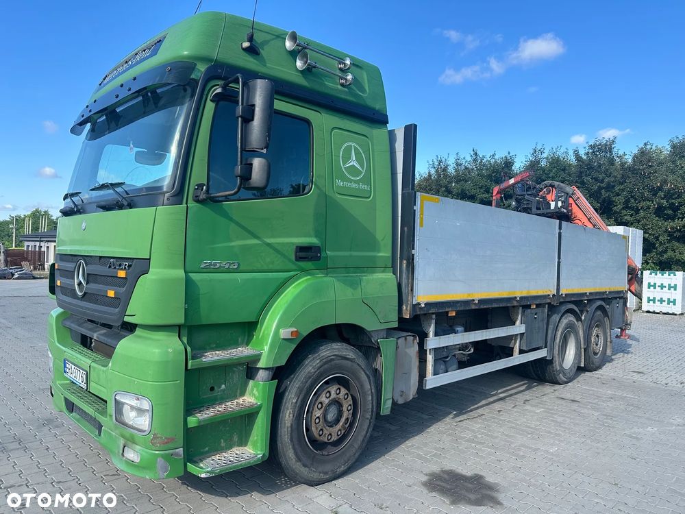 Mercedes-Benz AXOR - 1