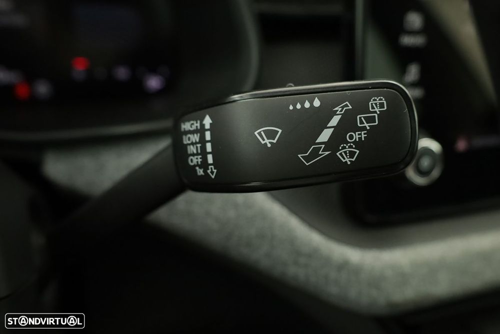 Skoda Kamiq 1.0 TSI Selection DSG - 17