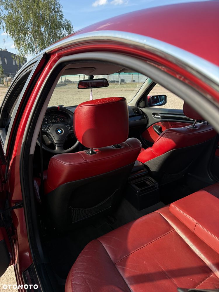 BMW Seria 3 323i - 16