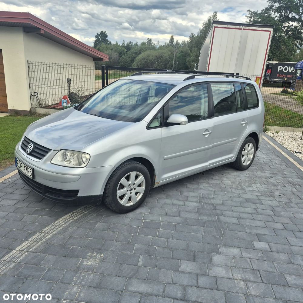 Volkswagen Touran 1.9 TDI Highline - 1