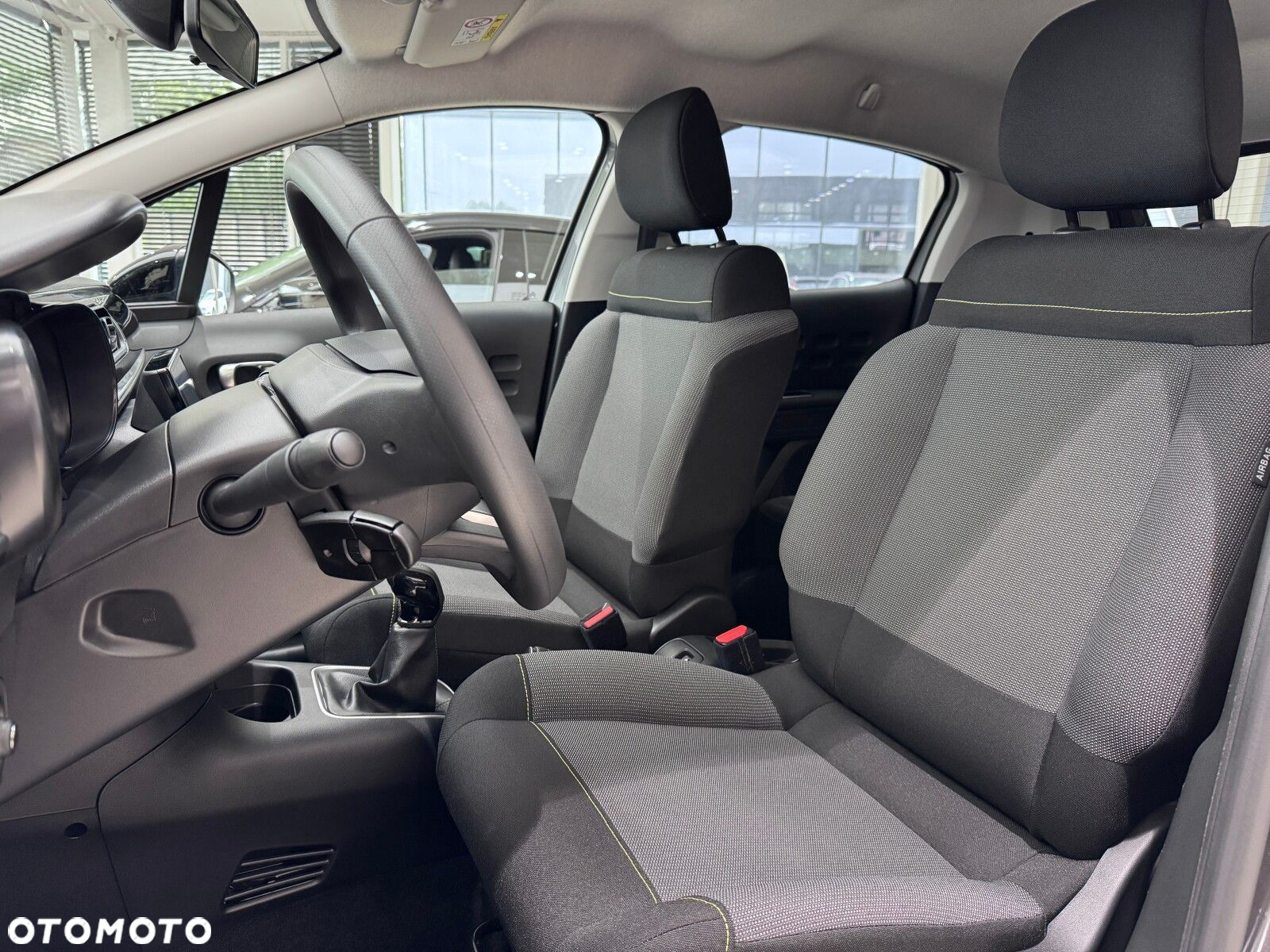 Citroën C3 1.2 PureTech Shine - 10
