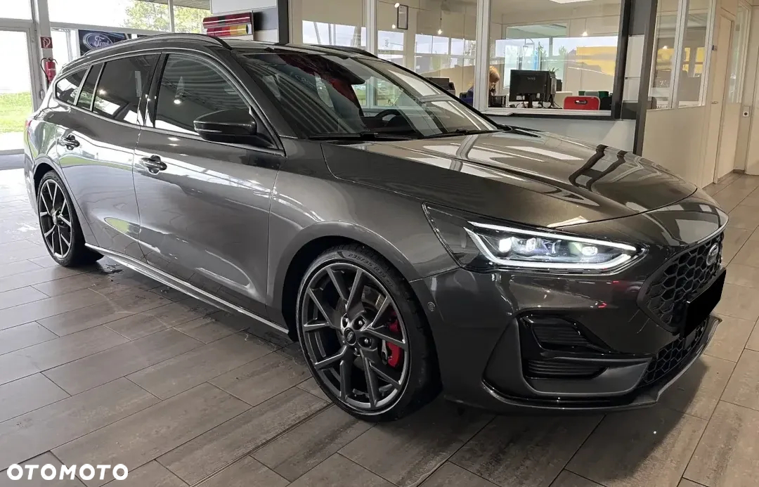 Ford Focus 2.3 EcoBoost ST X - 6