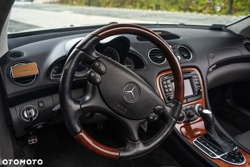 Mercedes-Benz SL 500 - 22