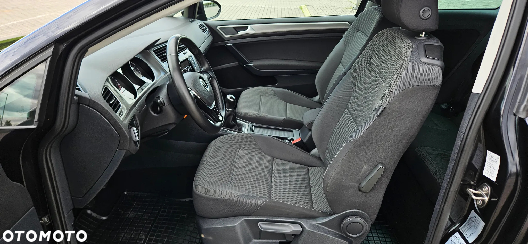Volkswagen Golf VII 1.6 TDI BMT Highline - 5