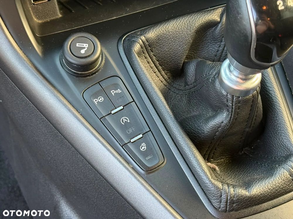 Ford Focus - 17