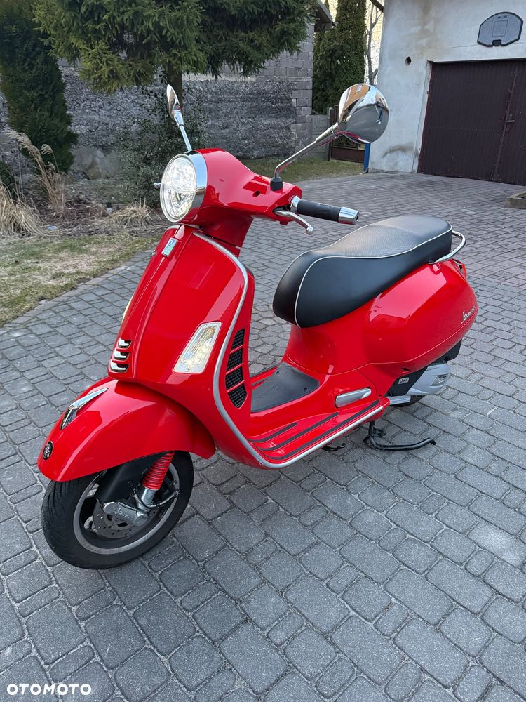 Vespa GTS - 1