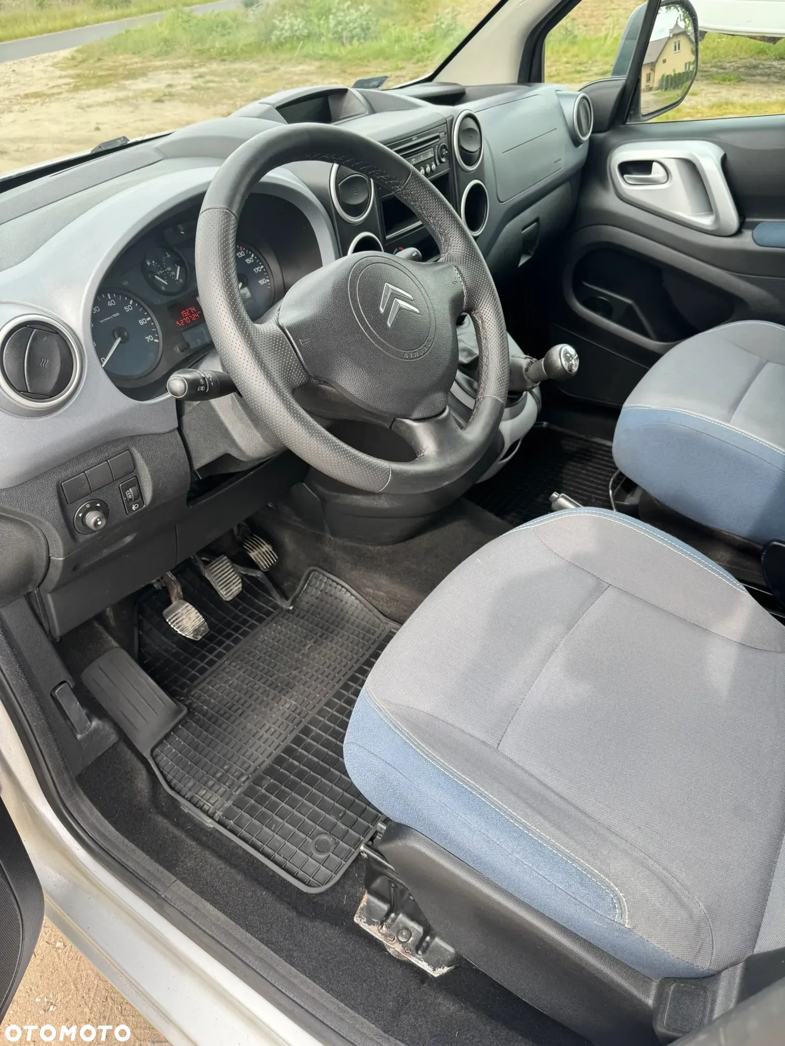 Citroën Berlingo II 1.6 HDi Multispace - 12