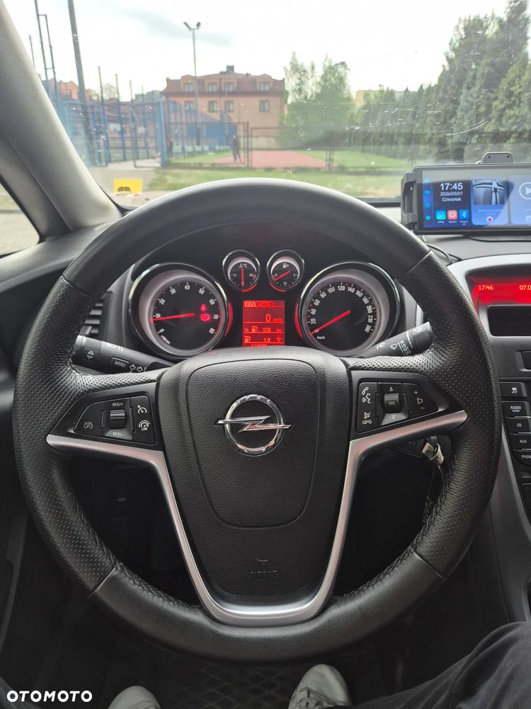 Opel Astra 1.6 Enjoy - 9