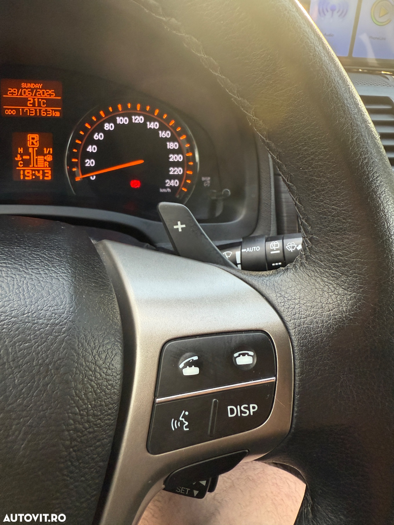 Toyota Avensis 2.2 D-CAT Aut Elegance - 11