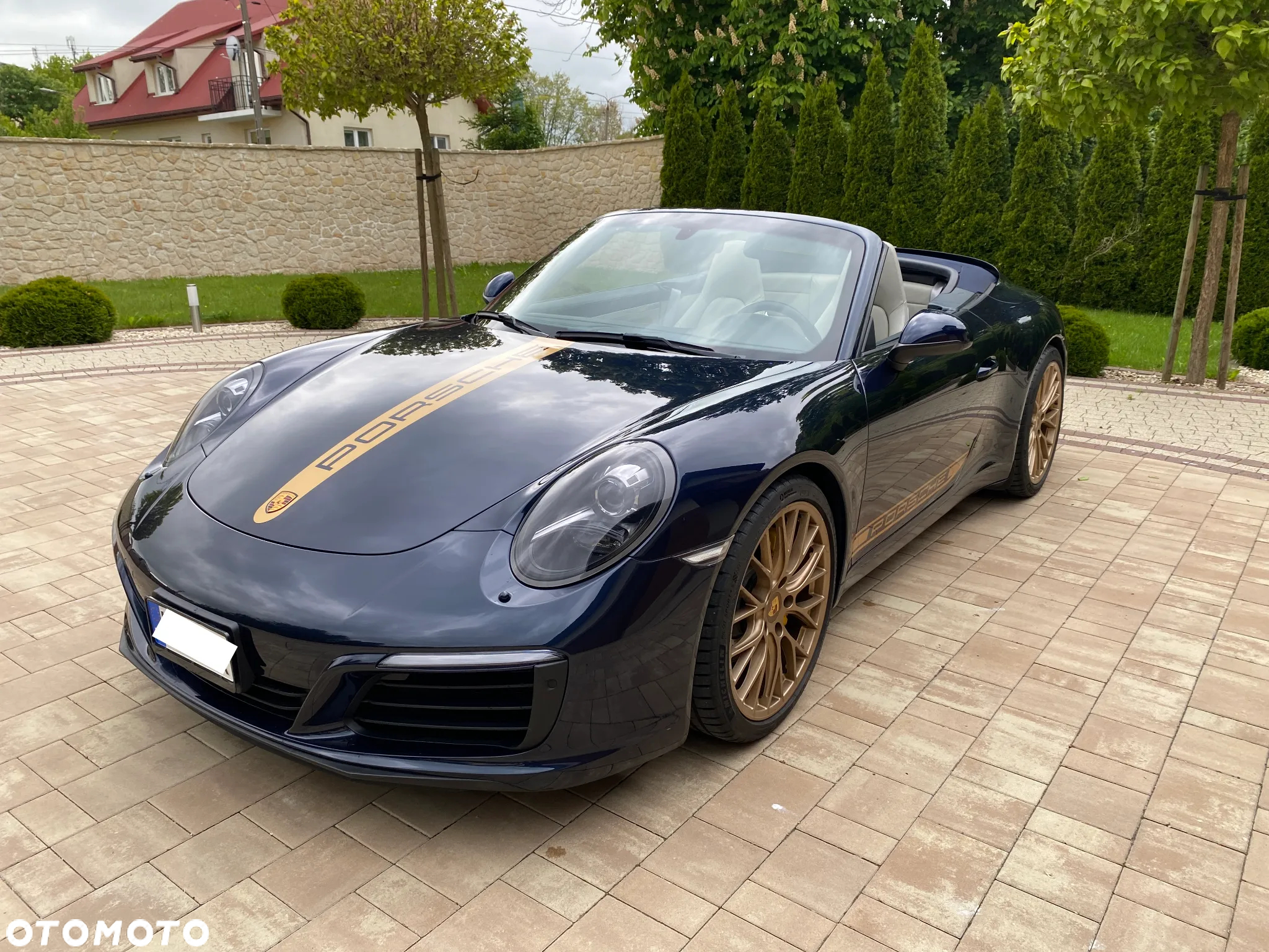 Porsche 911 Carrera PDK Cabrio - 3